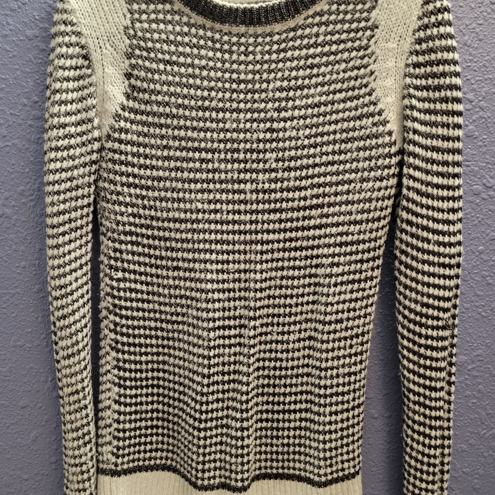 Sweater - Picture 2 of 2